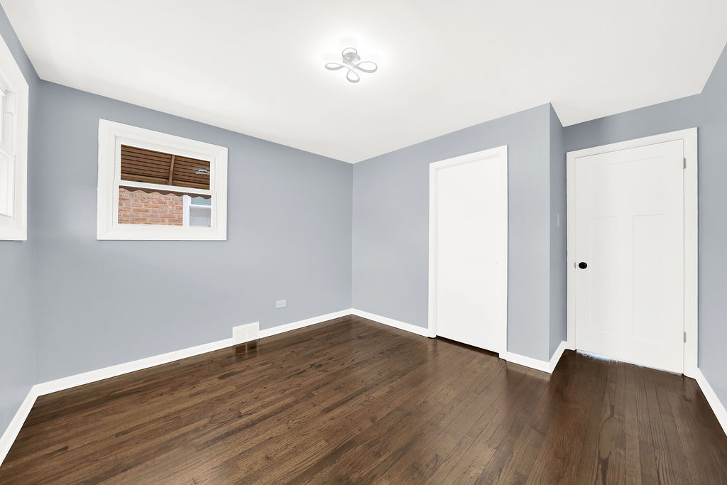7826 South Christiana Avenue Chicago IL 60652