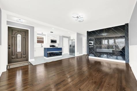 7826 South Christiana Avenue Chicago IL 60652