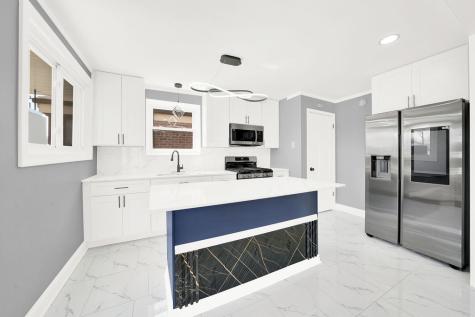 7826 South Christiana Avenue Chicago IL 60652