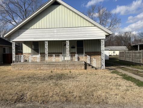 1109 West Adams Street Herrin IL 62948