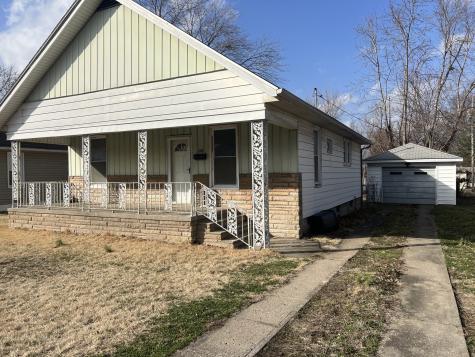 1109 West Adams Street Herrin IL 62948