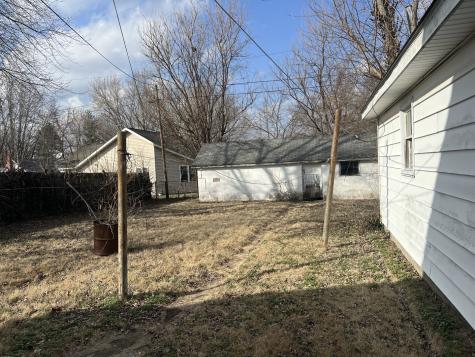 1109 West Adams Street Herrin IL 62948