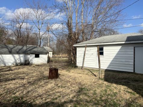 1109 West Adams Street Herrin IL 62948