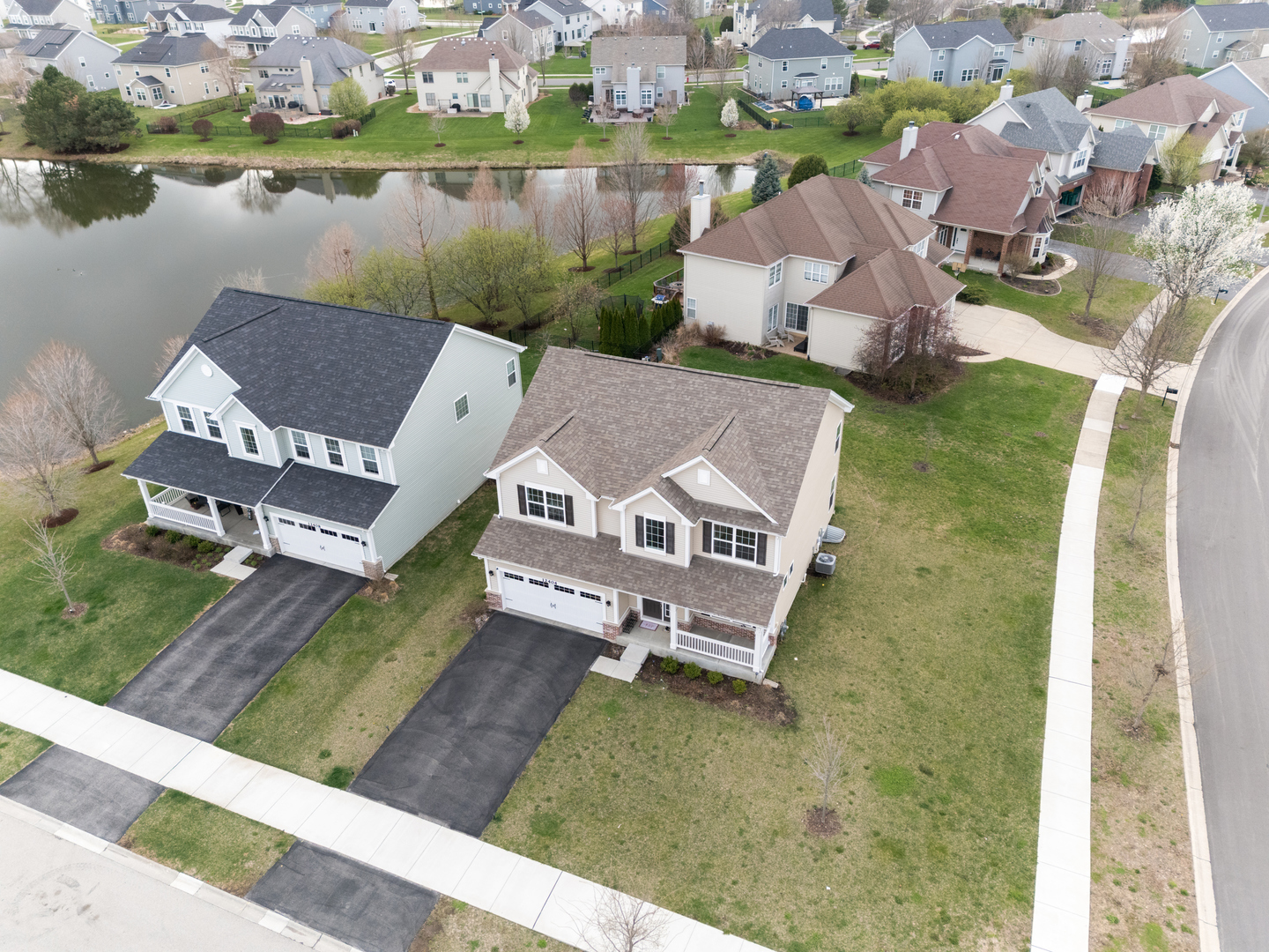 12404 South Blue Water Parkway Plainfield IL 60585