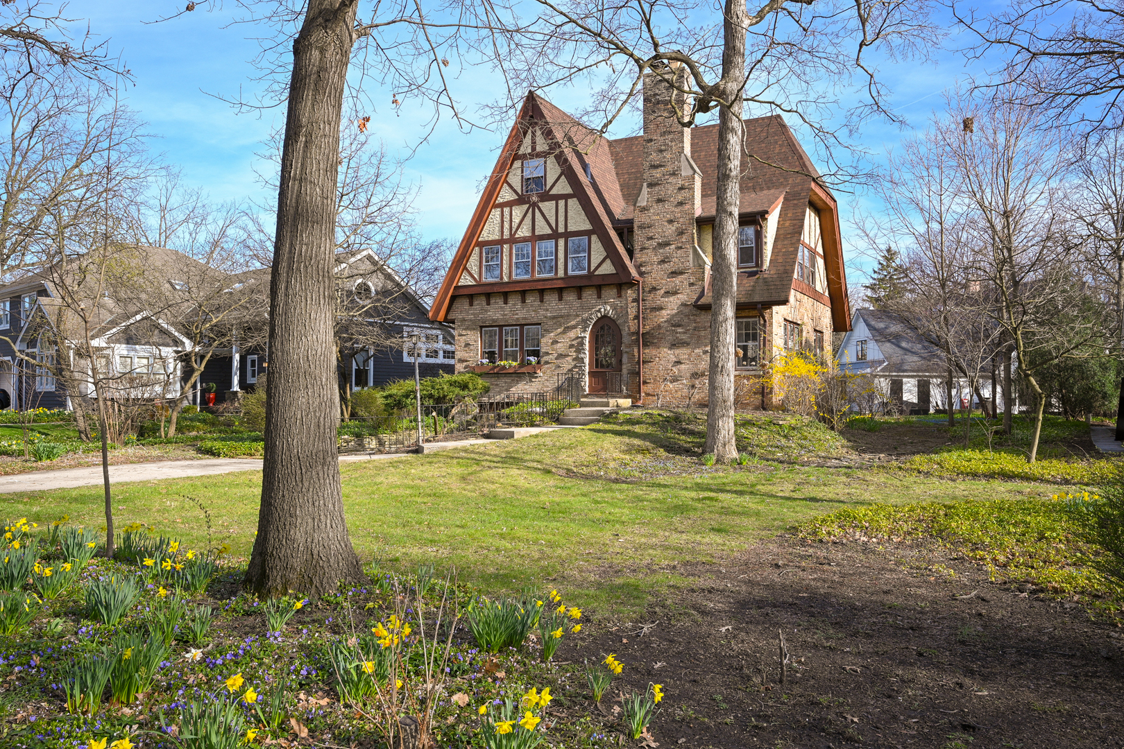 1243 Hawthorne Lane Downers Grove IL 60515