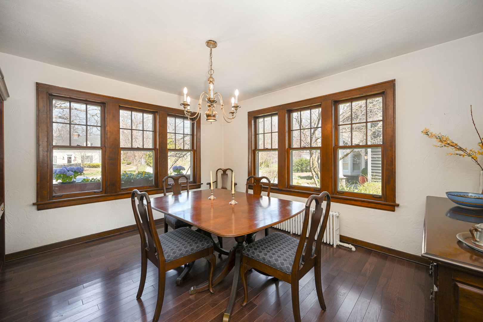 1243 Hawthorne Lane Downers Grove IL 60515