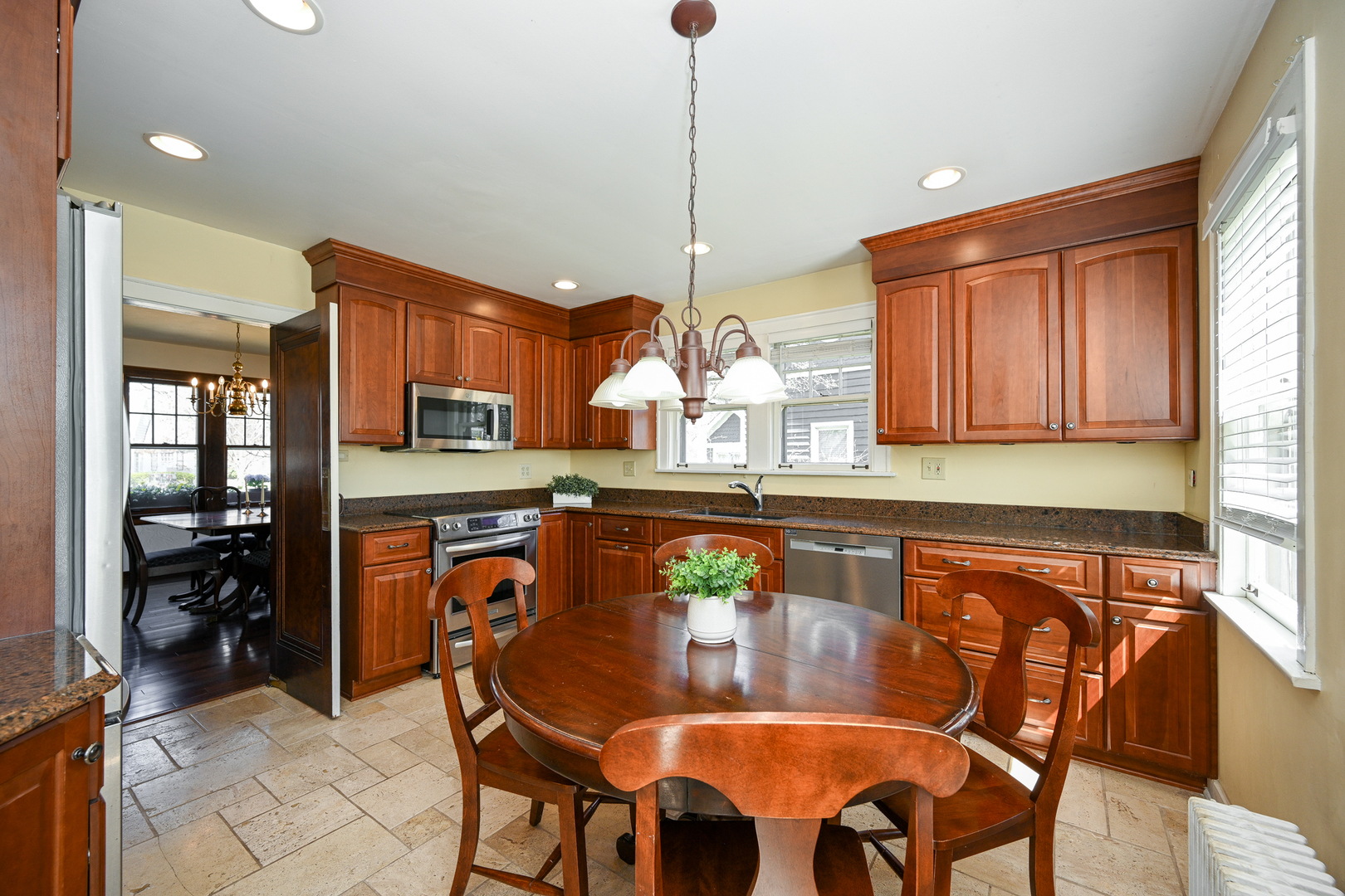 1243 Hawthorne Lane Downers Grove IL 60515