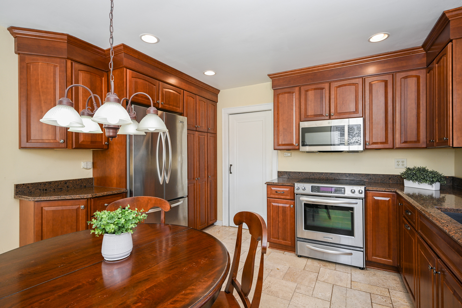 1243 Hawthorne Lane Downers Grove IL 60515