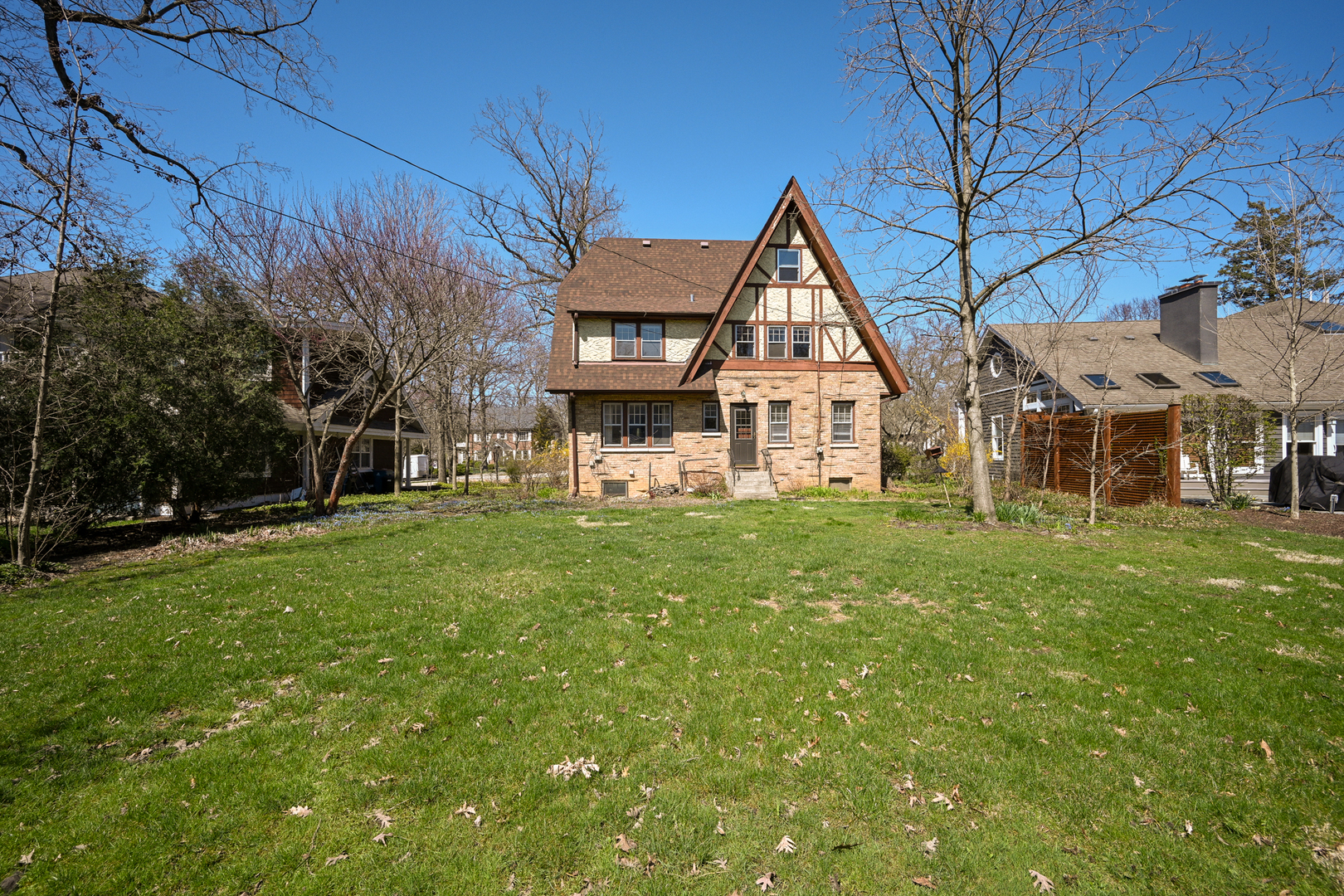 1243 Hawthorne Lane Downers Grove IL 60515