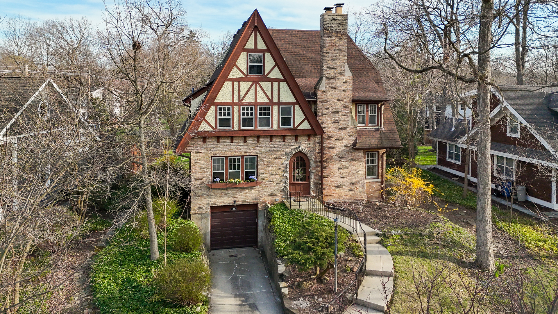 1243 Hawthorne Lane Downers Grove IL 60515