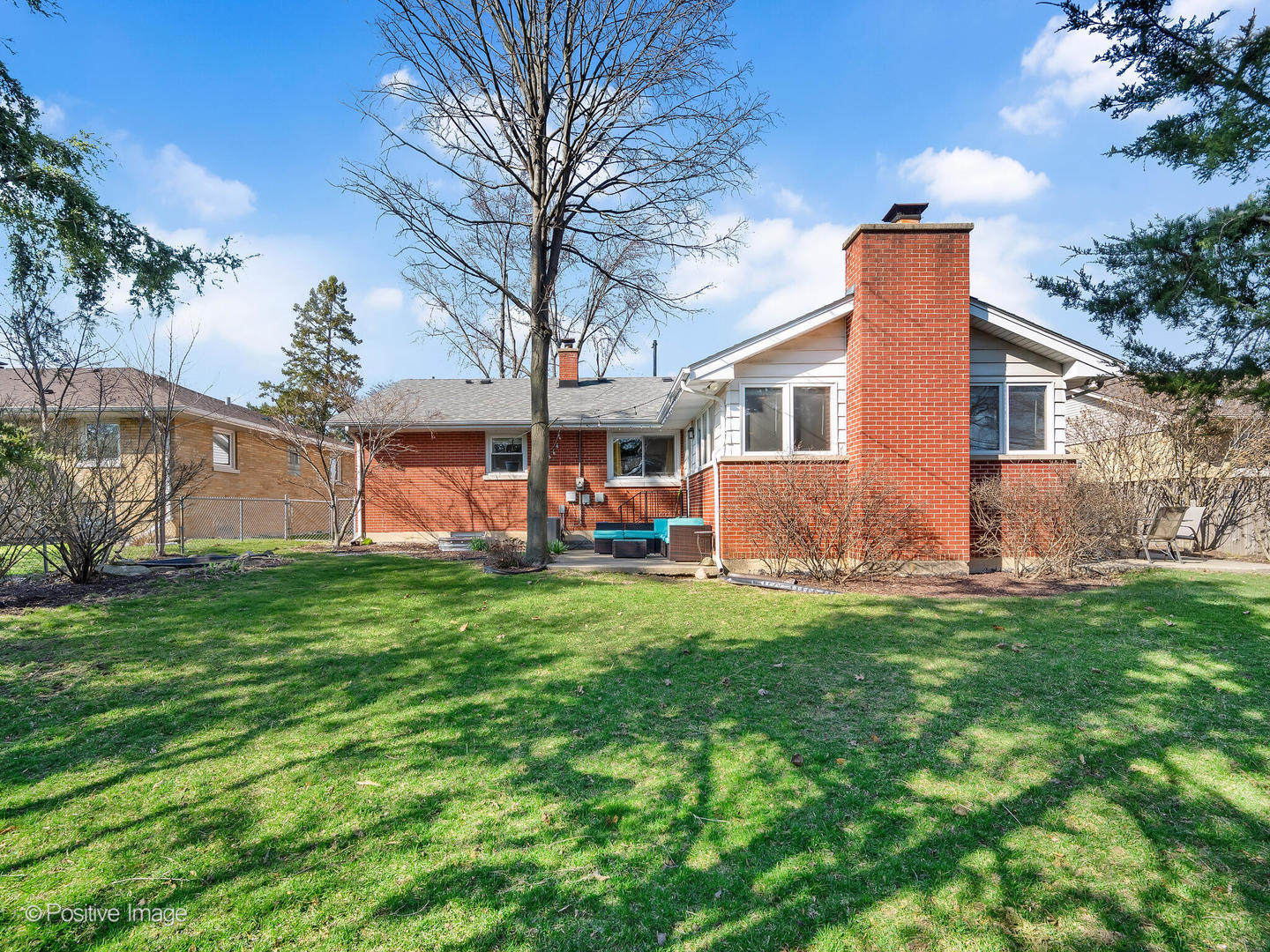 392 East Saint Charles Road Elmhurst IL 60126