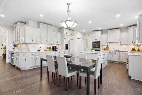 2442 Bird Lane Batavia IL 60510