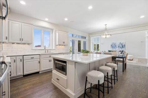 2442 Bird Lane Batavia IL 60510