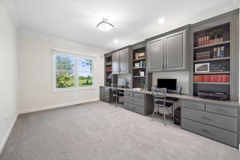 2442 Bird Lane Batavia IL 60510