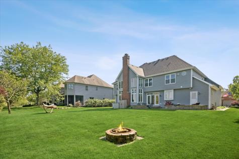 2442 Bird Lane Batavia IL 60510