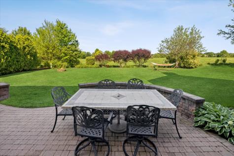2442 Bird Lane Batavia IL 60510