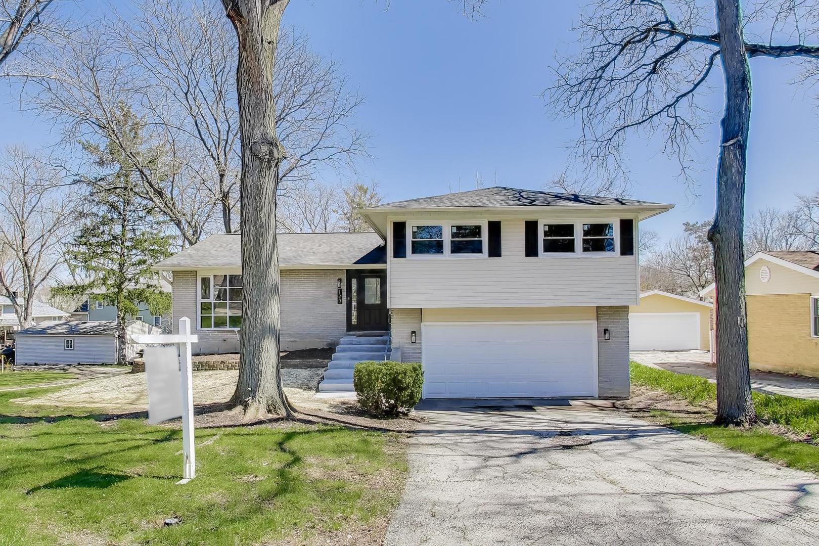 123 Kainer Avenue Barrington IL 60010