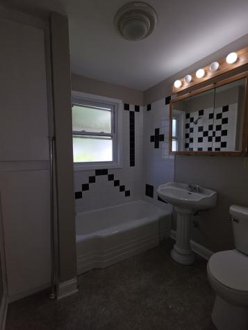 118 North Washington Street Carpentersville IL 60110