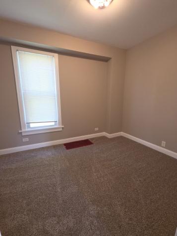118 North Washington Street Carpentersville IL 60110