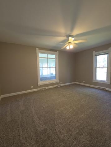 118 North Washington Street Carpentersville IL 60110