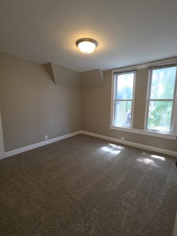 118 North Washington Street Carpentersville IL 60110