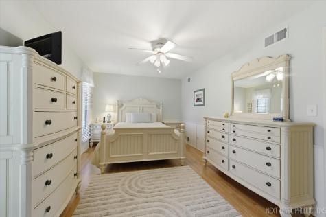 27W300 Williams Street Winfield IL 60190