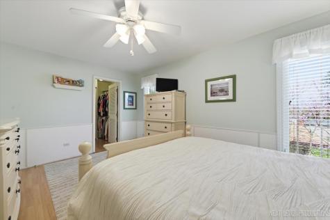 27W300 Williams Street Winfield IL 60190