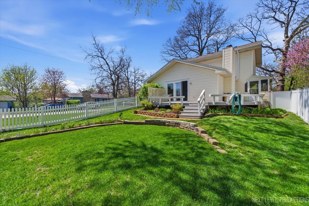 27W300 Williams Street Winfield IL 60190