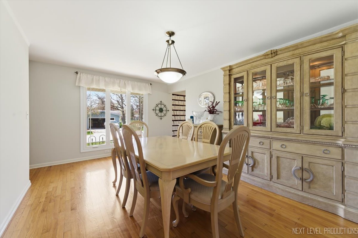 27W300 Williams Street Winfield IL 60190