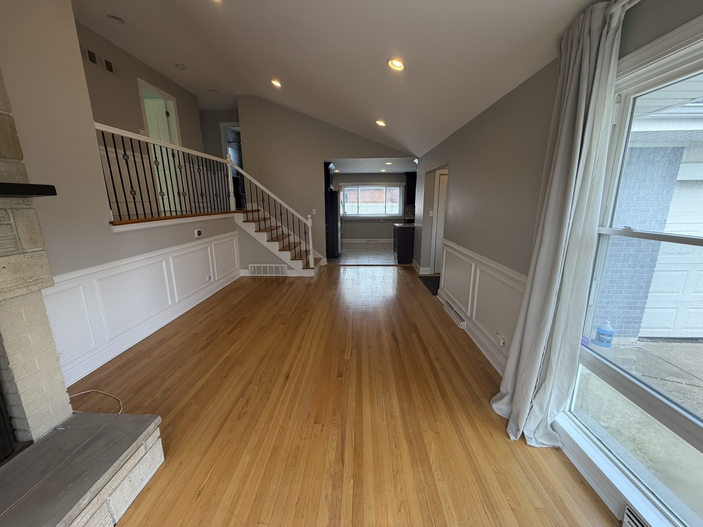 340 East Huntington Lane Elmhurst IL 60126