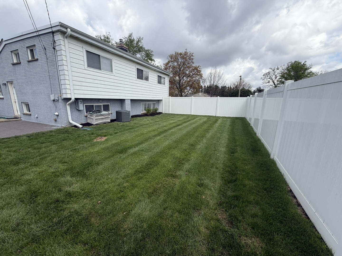 340 East Huntington Lane Elmhurst IL 60126