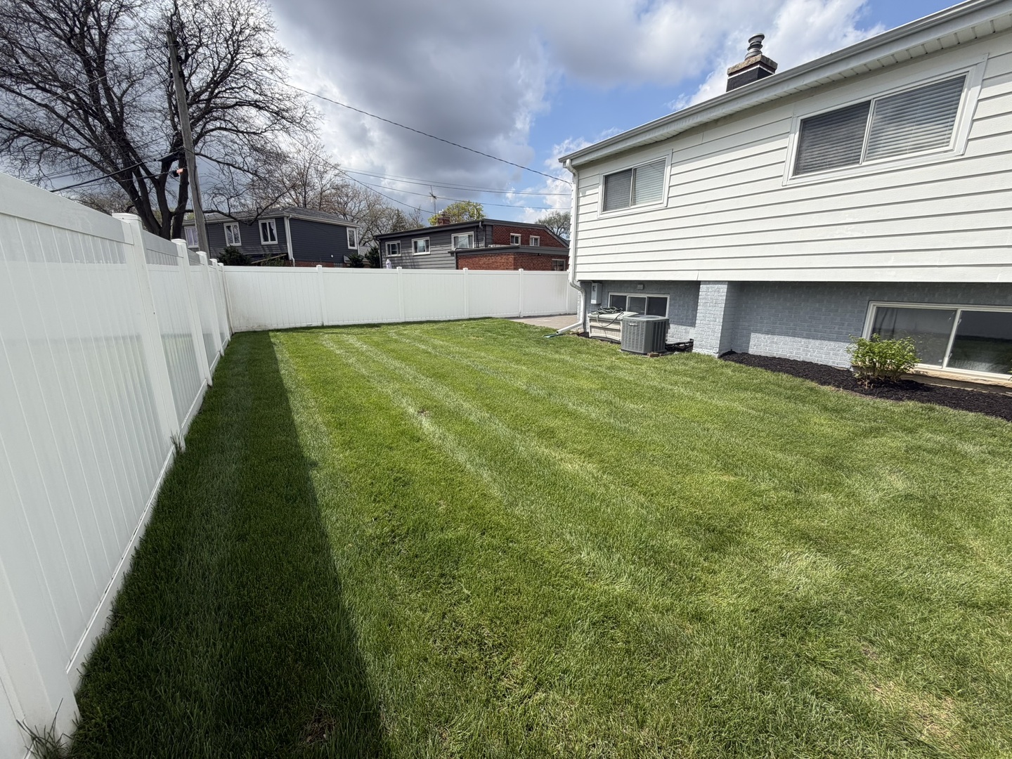 340 East Huntington Lane Elmhurst IL 60126