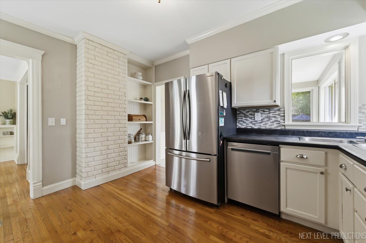 722 Garfield Avenue Aurora IL 60506