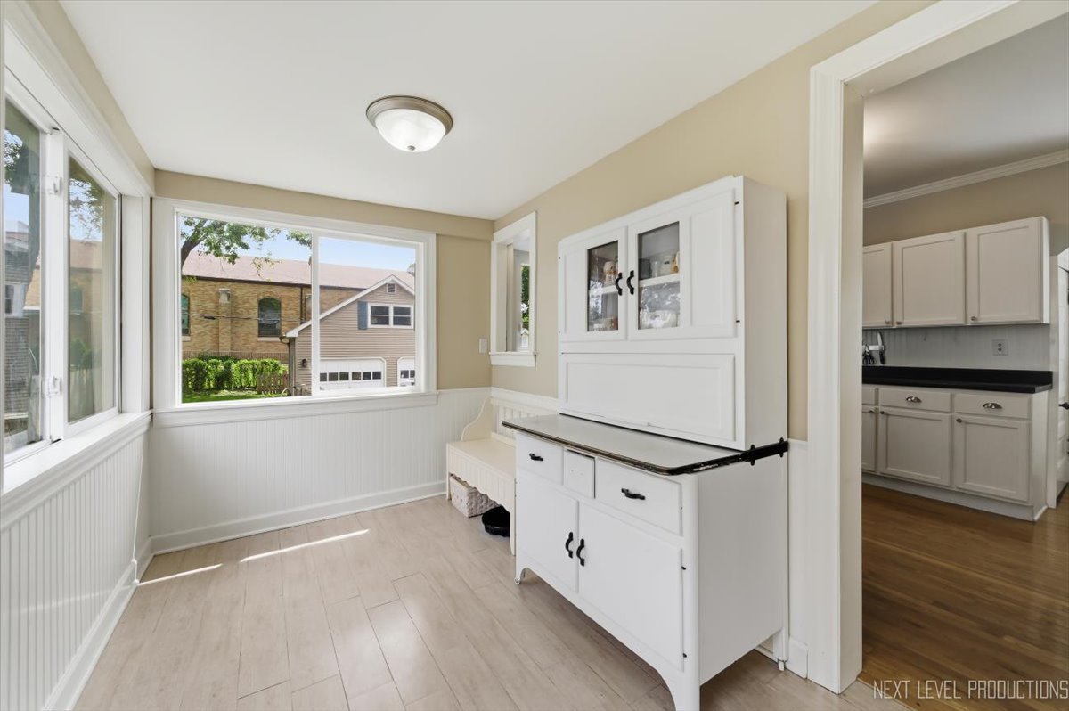 722 Garfield Avenue Aurora IL 60506