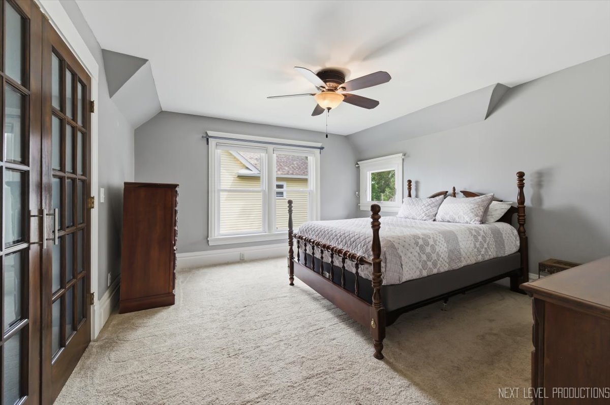 722 Garfield Avenue Aurora IL 60506