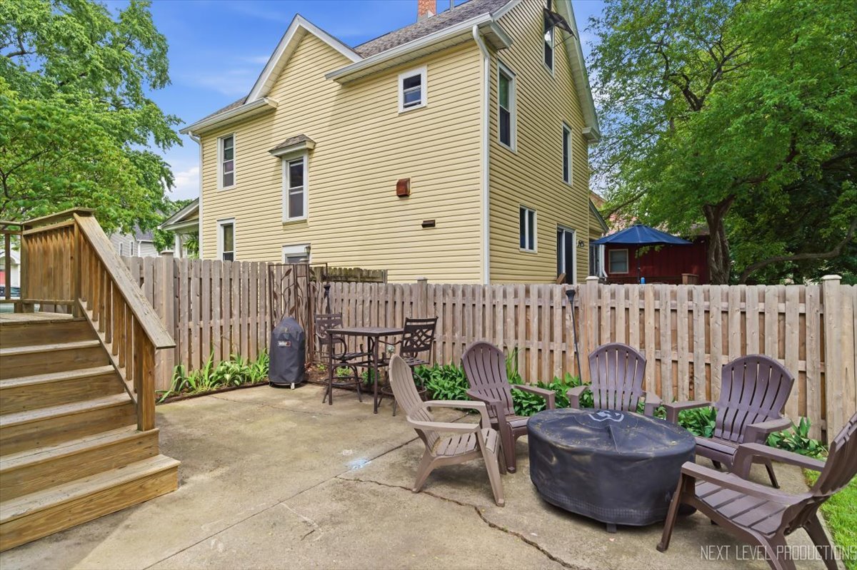 722 Garfield Avenue Aurora IL 60506