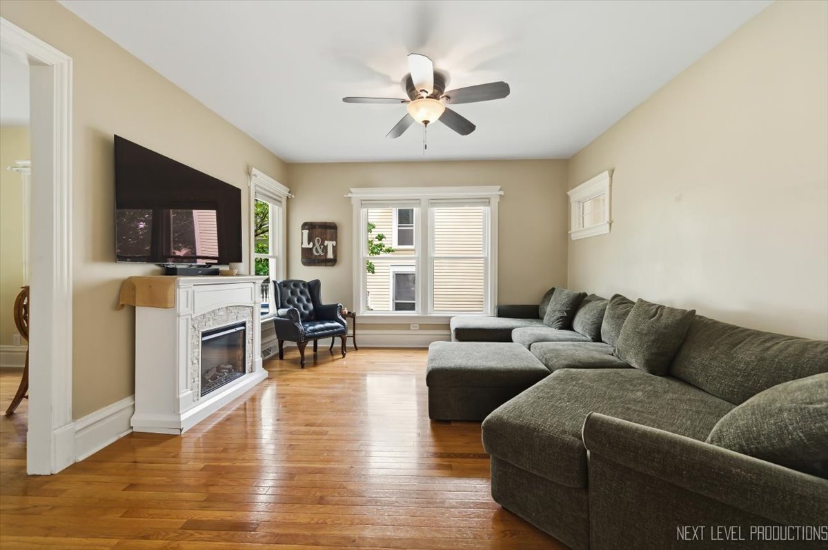 722 Garfield Avenue Aurora IL 60506