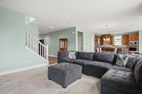 3543 Crosswater Court Elgin IL 60124