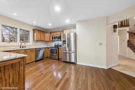 412 66TH Street Downers Grove IL 60516