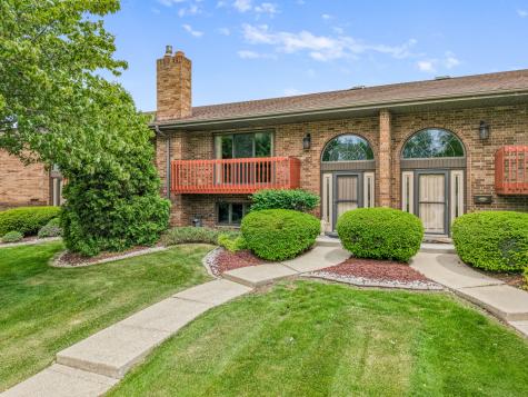 1109 Warner Avenue Lemont IL 60439