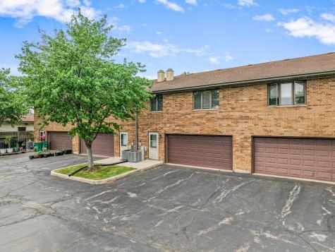 1109 Warner Avenue Lemont IL 60439