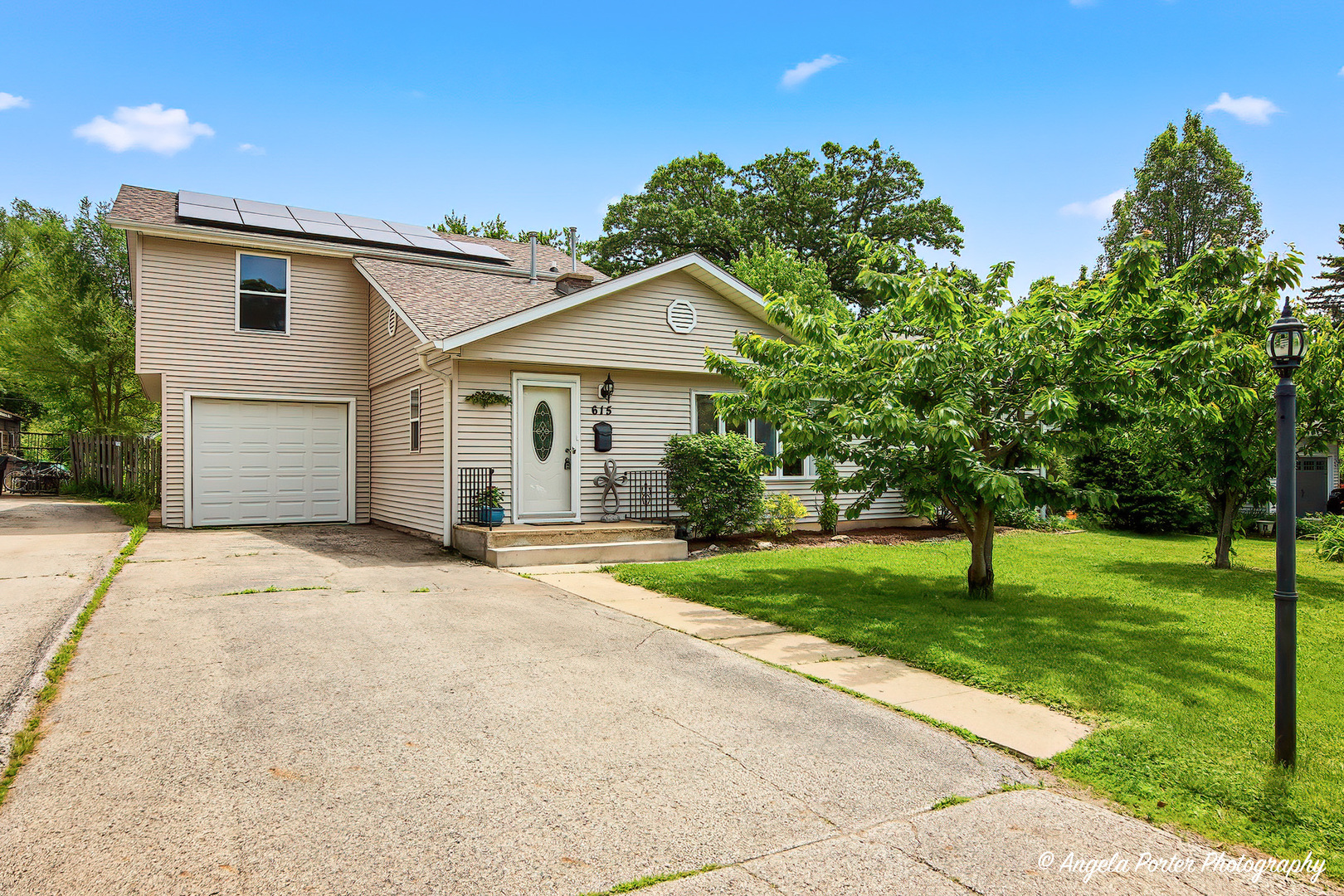 615 Highland Avenue Antioch IL 60002