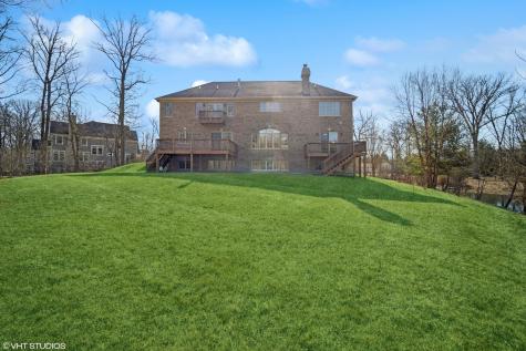 7 Preston Court Lincolnshire IL 60069