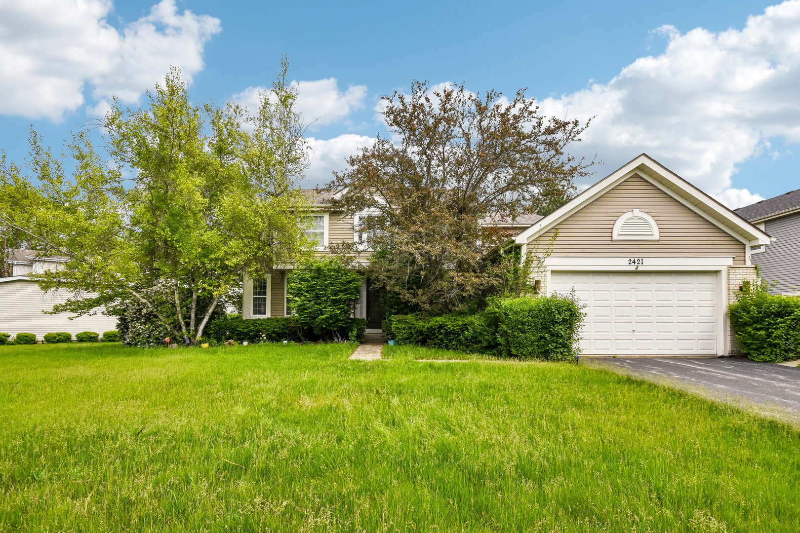 2421 Chambourd Drive Buffalo Grove IL 60089