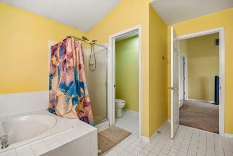 2421 Chambourd Drive Buffalo Grove IL 60089