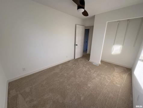 3305 Selmaville Road Salem IL 62881