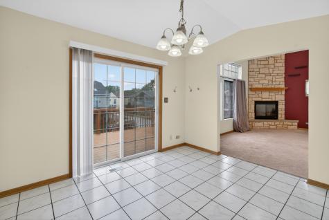 2520 Cedar Glen Drive N Lynwood IL 60411