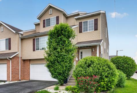 2520 Cedar Glen Drive N Lynwood IL 60411