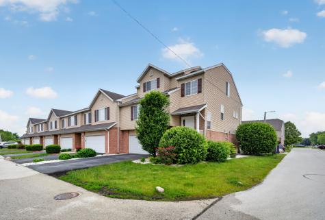 2520 Cedar Glen Drive N Lynwood IL 60411