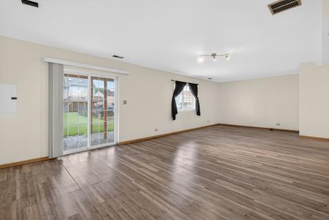 2520 Cedar Glen Drive N Lynwood IL 60411